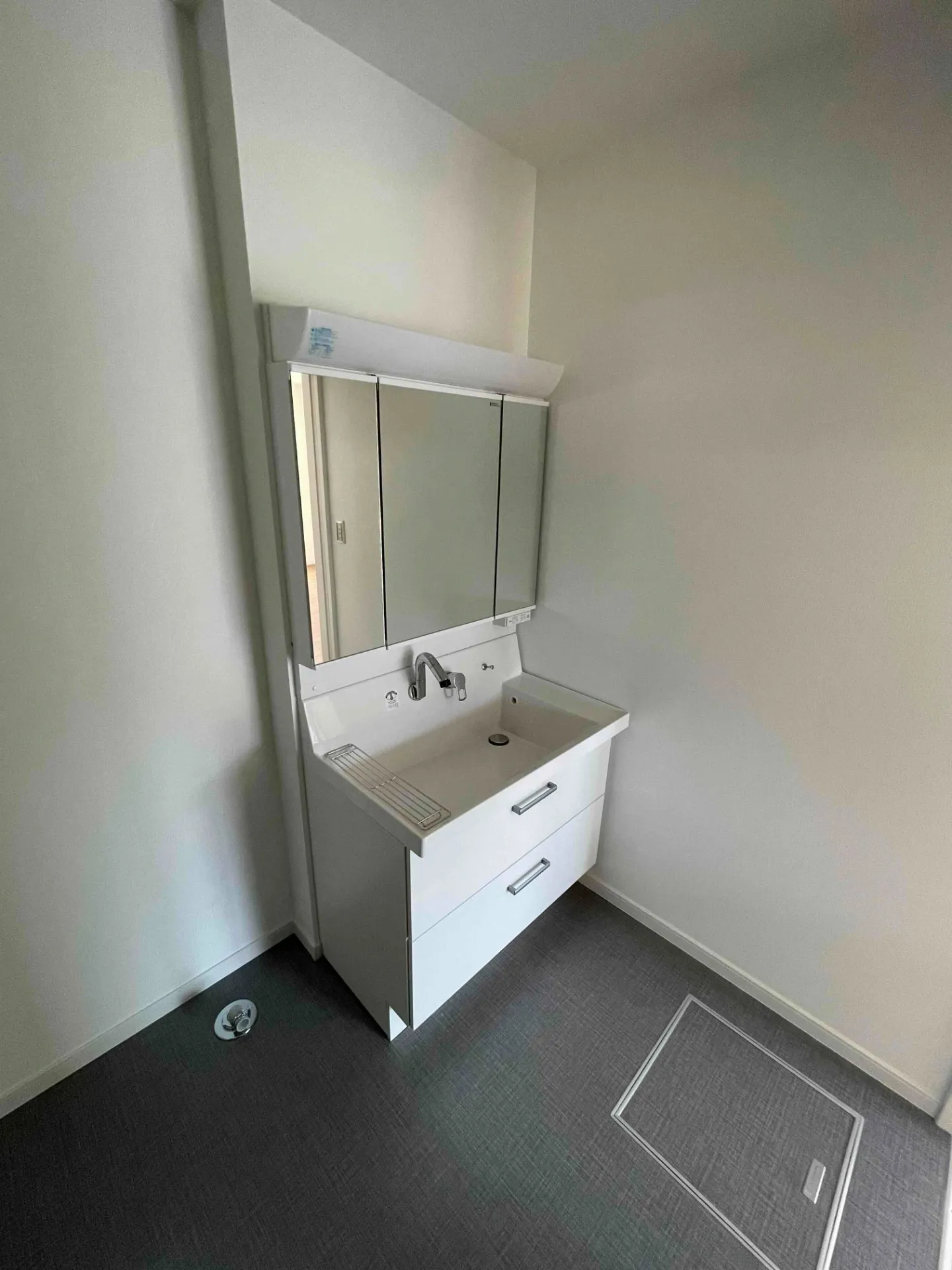 洗面化粧台・トイレ